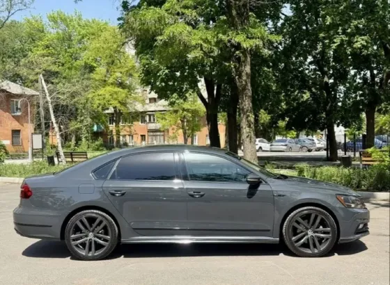 Пассат б8 Донецк