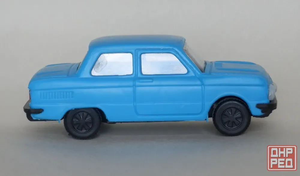 Игрушка "Запорожец" ЗАЗ966 - 1/32 Донецк - изображение 4