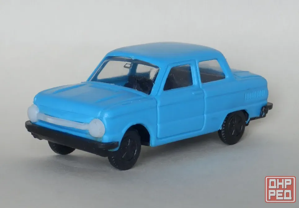 Игрушка "Запорожец" ЗАЗ966 - 1/32 Донецк - изображение 1