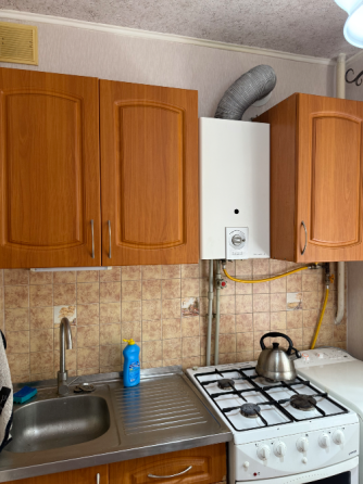 Продам 2 кв Пролетарский исполком Донецк