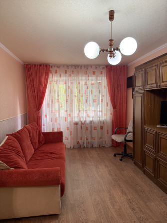 Продам 2 кв Пролетарский исполком Донецк