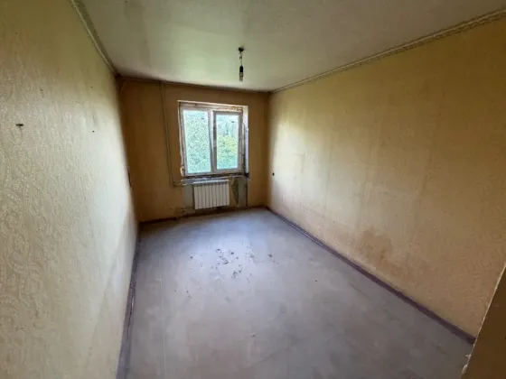 Продам 3-х ком. кв., 6/9 эт., 66 м.кв. - Макеевка-центр, мкр. Центральный Макеевка