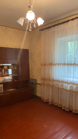 Продам квартиру на земле Макеевка