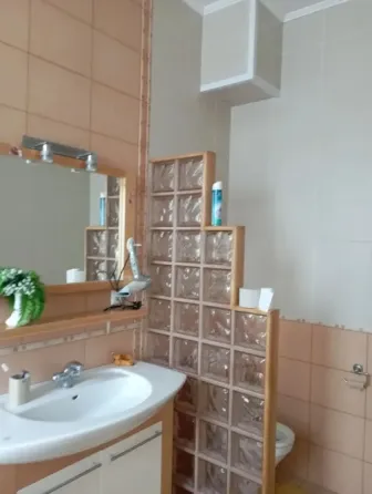 Продам 3 комнатную Сталинку в центре Донецк