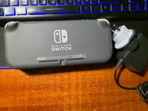Nintendo switch lite под ремонт или на запчасти Старобешево