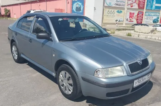 Продам шкоду октавию тур а4 Донецк