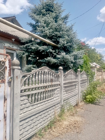 Продам дом , красный городок Донецк
