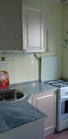 Cдaeтся уютнaя двуxкомнатная квартирa на длитeльный срок в Пролетарском районе Донецк