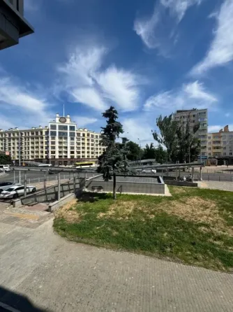 Купить 3х комнатную квартиру в самом центре города Мариуполь