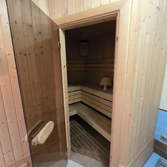 Продажа 5 комнатной квартиры в Ворошиловском районе, улица Постышева. Донецк
