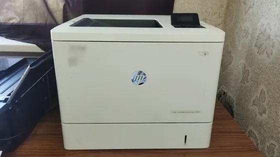 Продам принтер HP M553 Донецк