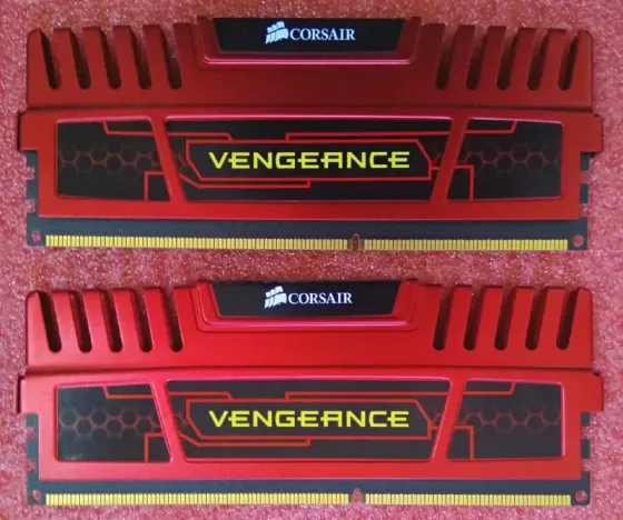 DDR3 4Gb + 4Gb 1600MHz Corsair - Обмен на 40шт любой нерабочей-ненужной оперативной памяти озу Донецк