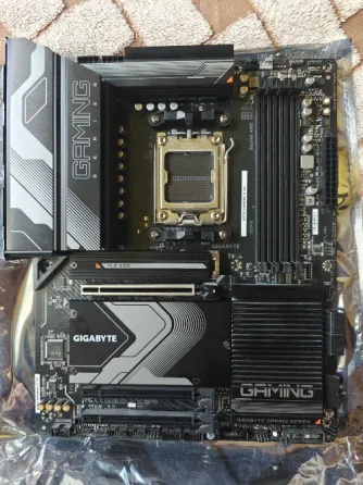 Процессор AMD ryzen 7800x3d box + Материнская плата Gigabyte AM5 X670 Gaming X AX Донецк