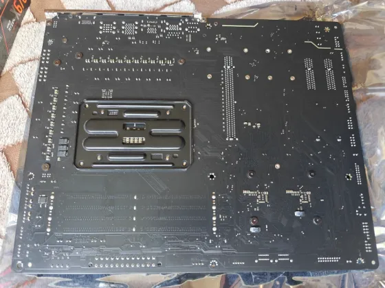 Процессор AMD ryzen 7800x3d box + Материнская плата Gigabyte AM5 X670 Gaming X AX Донецк
