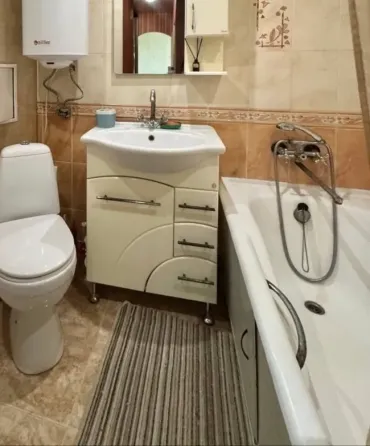 Сдается 3 к кв-ра г Мариуполь,Центр , ор-р "Академия полиции". Мариуполь