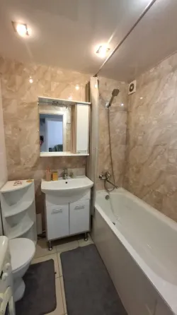 Сдам 1 к.кв 17 жмр Мариуполь