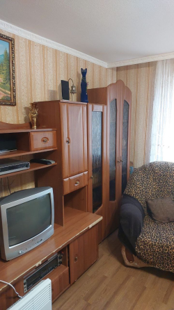 Сдается хорошая трехкомнатная каартиоа Донецк