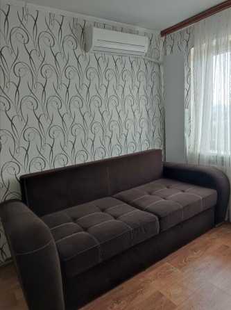 Продам 1к квартиру на Мирном Донецк