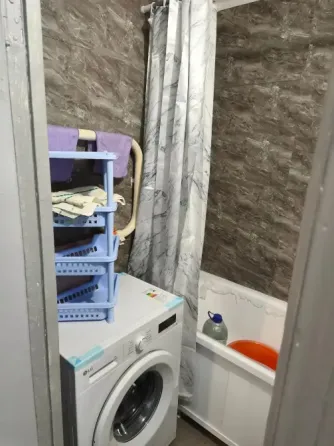 Сдам 2-х комнатную в Куйбышевском р-не, док, стоматология. Ремонт. Всё необходимое есть. Донецк