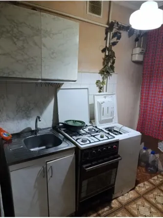 Сдаётся дёшево! 2х.к.квартира на Майском рынке! Ориентир Храм! Донецк