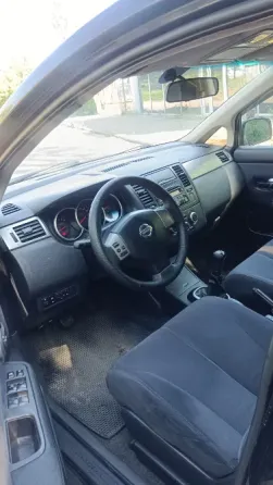 Nissan Tiida 2008 1.6 мех Донецк
