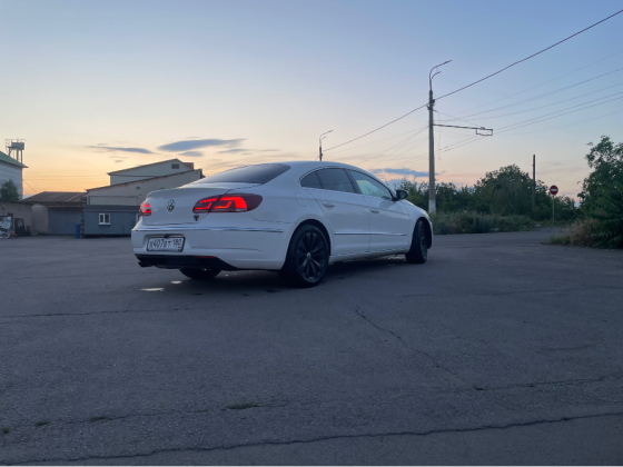 продам passat cc 2012 года 1.8т мкпп Донецк