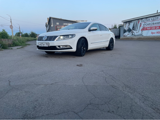 продам passat cc 2012 года 1.8т мкпп Донецк