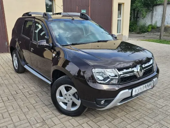 Продам Renault duster 2017 2.0 акпп Макеевка
