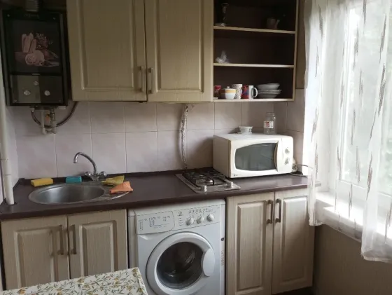 сдам дом в куйбыш. р-не, пл. бакин. комиссаров. все удобства, отличный Донецк