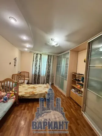 Продажа крупногабаритной 2-комнатной квартиры 1/2, в г. Донецк, Калининский район, ул. Цусимская Донецк