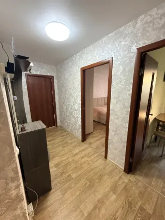 Двухкомнатная квартира в Калининском районе. Дружба Донецк
