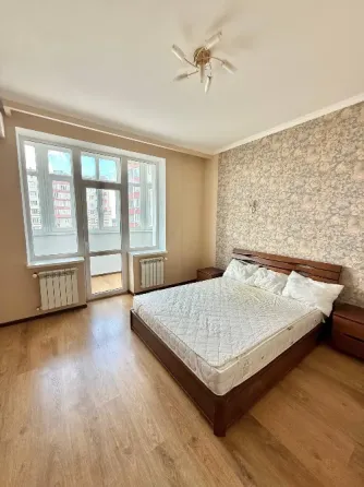 Продажа просторной 3-х ком. квартиры в жк "центральный" Донецк