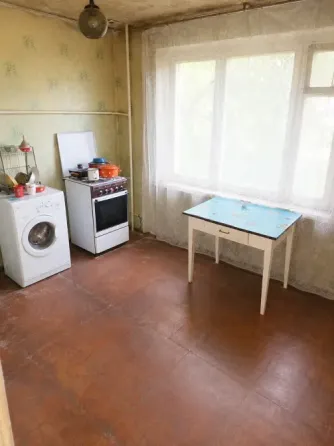 Продам 2-квартиру. Отличная цена. Вода круглосуточно. Под материнский капитал. Донецк