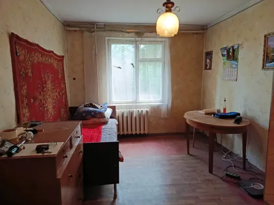 Продам 2х ком. кв-ру на Заперевальной под ремонт Донецк