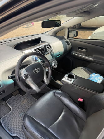 Toyota Prius V (Alfa) Донецк