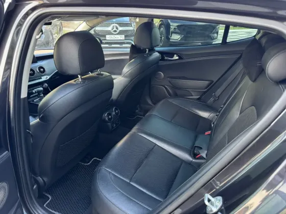 KIA STINGER Донецк