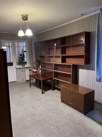 Продам 3х ком. кв-ру возле детской областной больницы Донецк