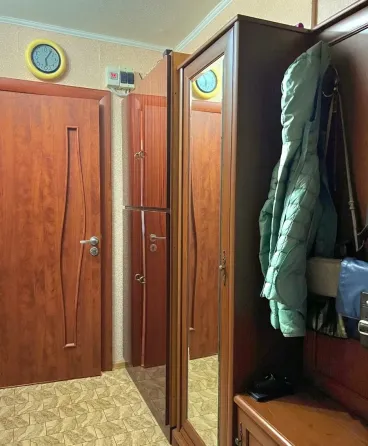Продам 3х ком. кв-ру возле детской областной больницы Донецк