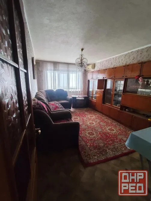 Продается 2-комн. квартира в г. Шахтерск, 7 м-н Шахтерск - изображение 2