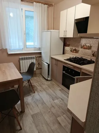 Срочно сдам однокомнатную квартиру в Кировском районе, ул. Островского. Донецк