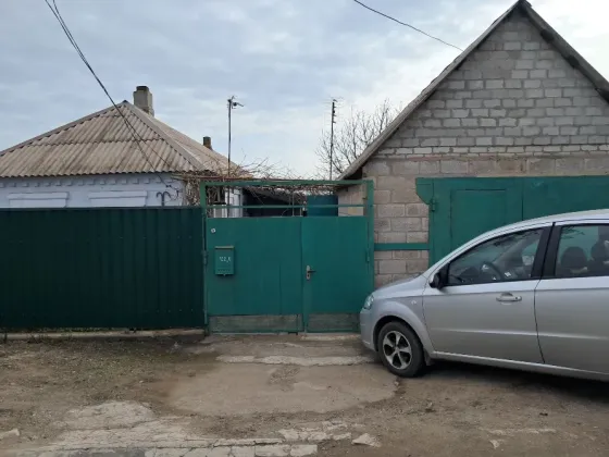 Продам дом.Иличевскиц р-н,п.Волонтеровка Мариуполь