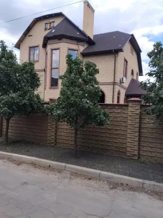 Продается дом 400 м² 10 соток Мариуполь