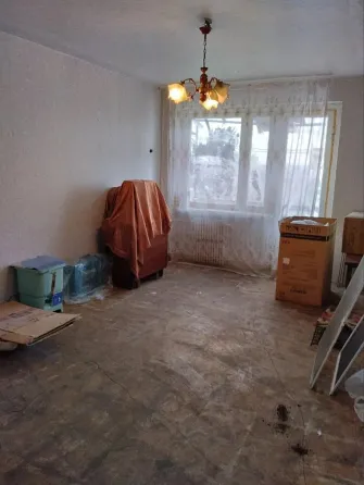 Продается 1-комнатная малосемейка в Пролетарском районе Донецк