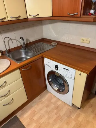 Продам 3-х комнатную квартиру на Раздольной в Донецке. Донецк