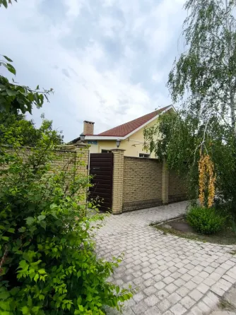 Продается просторный и современный дом в Левобережном районе города Мариуполь Мариуполь
