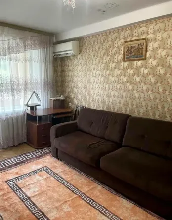 Срочная сдача двухкомнатной квартиры в Будённовском районе, ул. 230й Стрелковой Дивизии Донецк