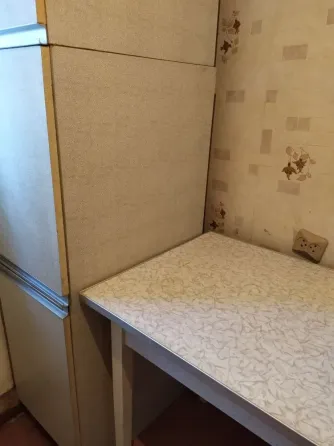 Продам 2-х ком.кв. Баумана. Автоваз, под ремонт.Документы готовы. Донецк