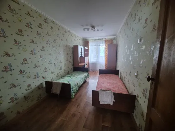 в аренду 3-комнатная квартира с хорошим ремонтом Мариуполь