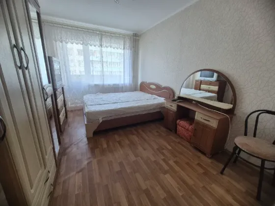 в аренду 3-комнатная квартира с хорошим ремонтом Мариуполь