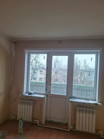 Сдам дешево на длительный срок 3х ком квартиру в Приморском районе Мариуполя Мариуполь
